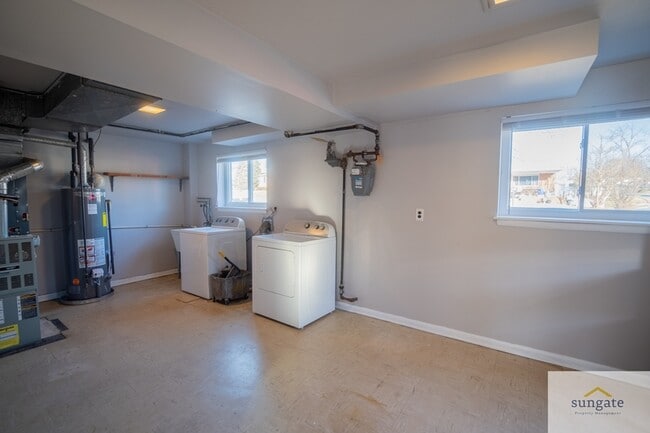 Building Photo - 7411 Kathydale Rd