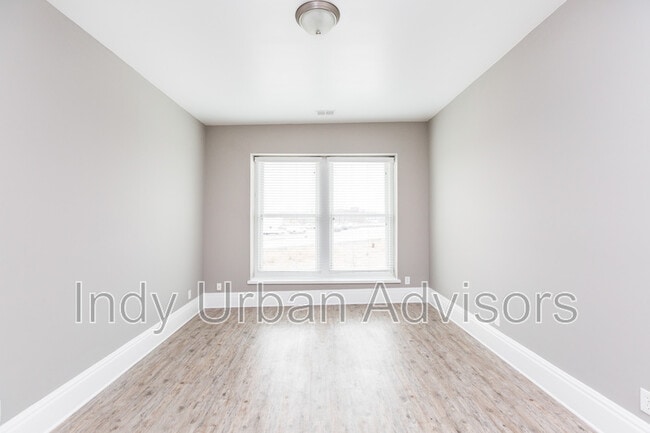 Building Photo - 909 Massachusetts Ave