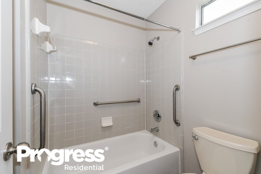 Building Photo - 8852 St Lucia Ct
