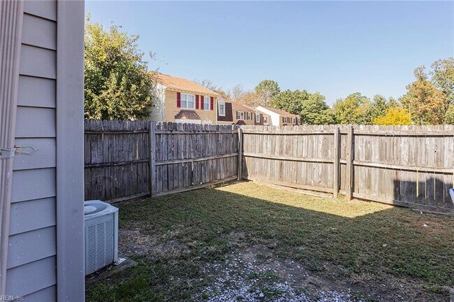 Building Photo - 5684 Campus Dr