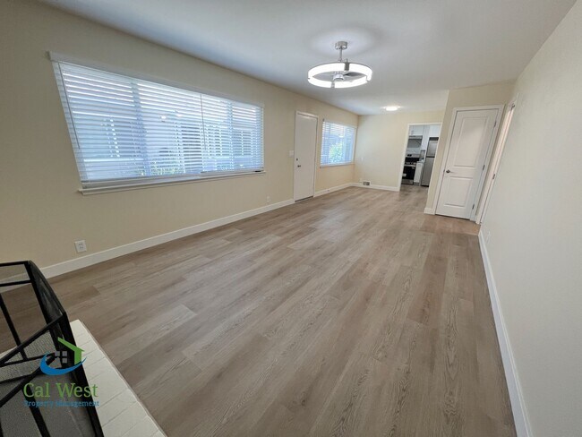 Building Photo - $2,895 - UPDATED 2 BR/1BA Duplex-Downtown Willow Glen!