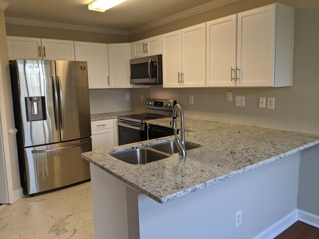 Building Photo - 130 Grande Meadow Way