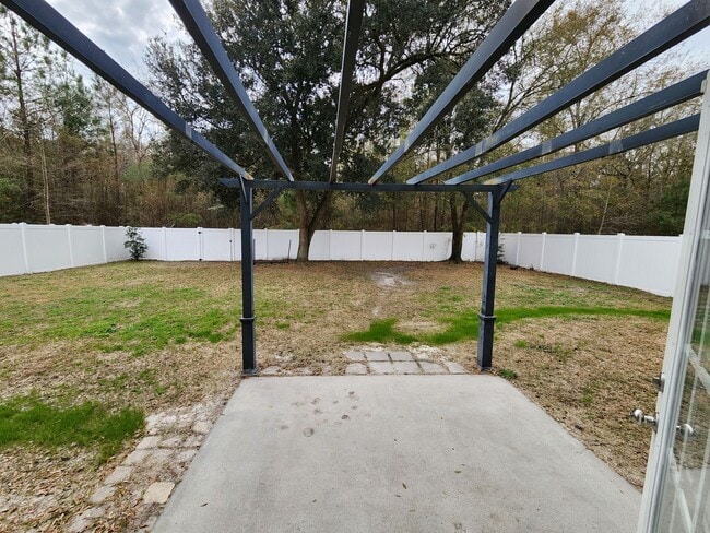 Building Photo - 1237 Peacock Trail