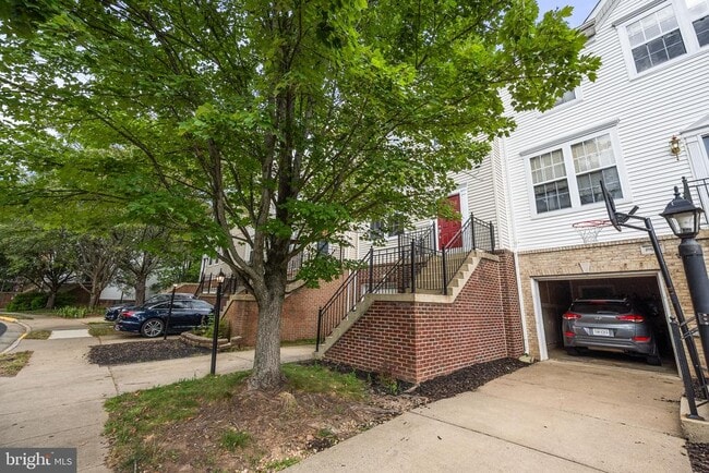 Building Photo - 21562 Iredell Terrace