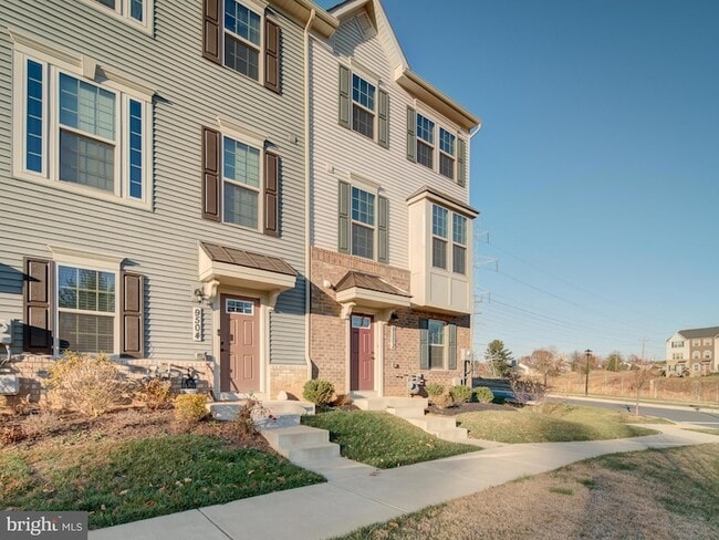 Building Photo - 9502 Autumn Berry Pl