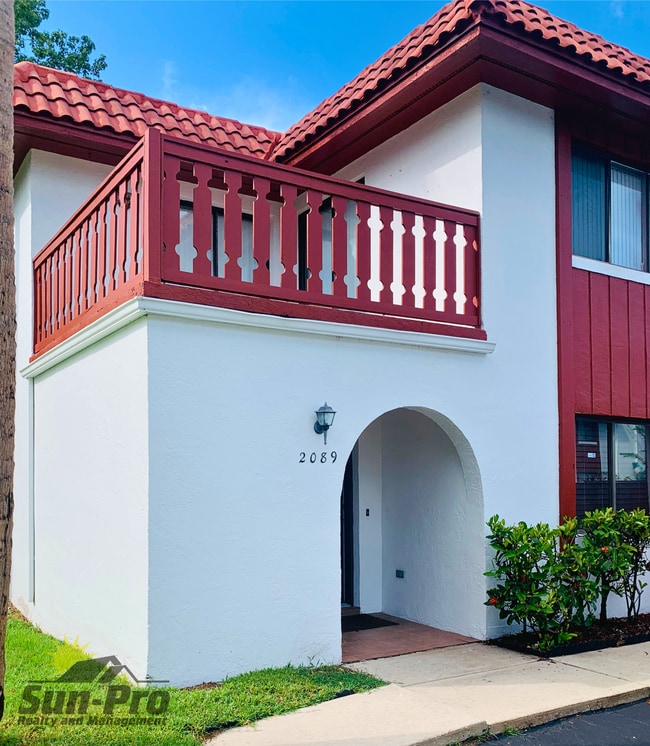 Primary Photo - 2089 Oak Meadow Cir