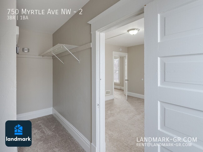 Building Photo - 750 Myrtle St NW