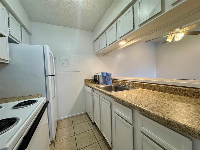 Building Photo - 750 N Judge Ely Blvd