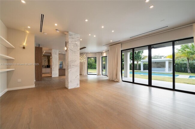 Building Photo - 11200 SW 60th Ave