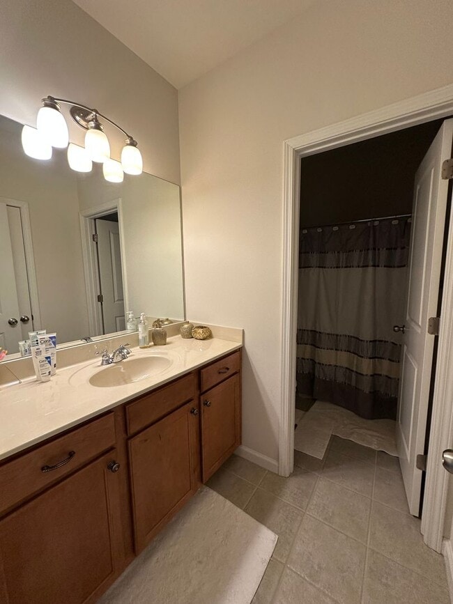 Building Photo - Gorgeous Home for Rent in Sought-after Suw...