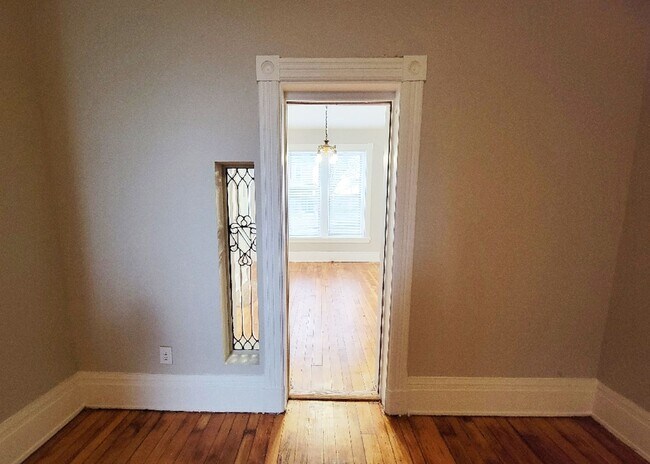 Building Photo - 2215 Ohio Ave