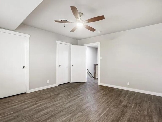 Building Photo - 5330 Balcones Dr