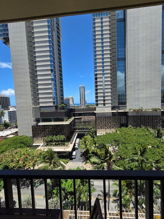 Building Photo - 2140 Kuhio Ave.