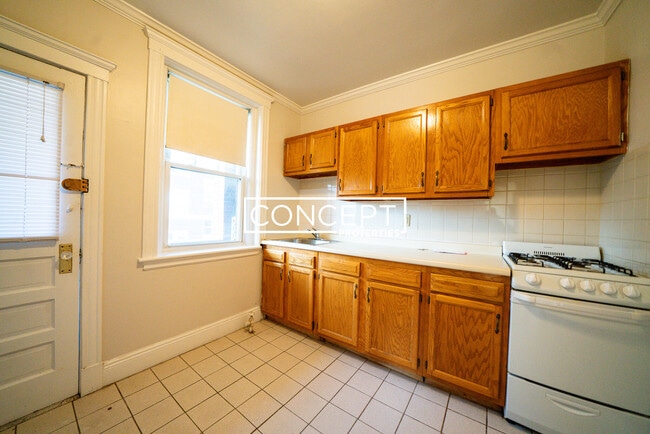 Building Photo - 58 Selkirk Rd