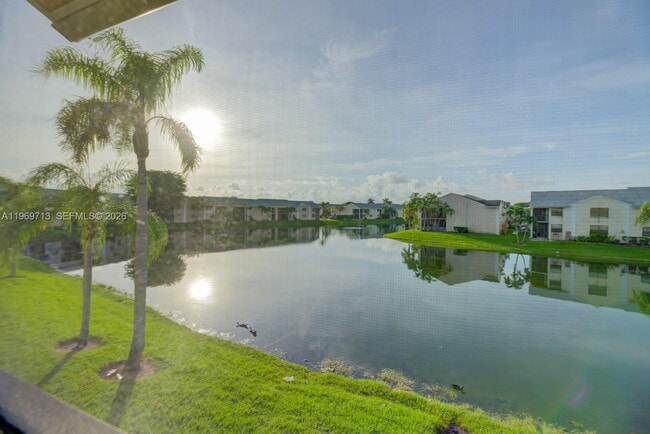 Building Photo - 950 Constitution Dr