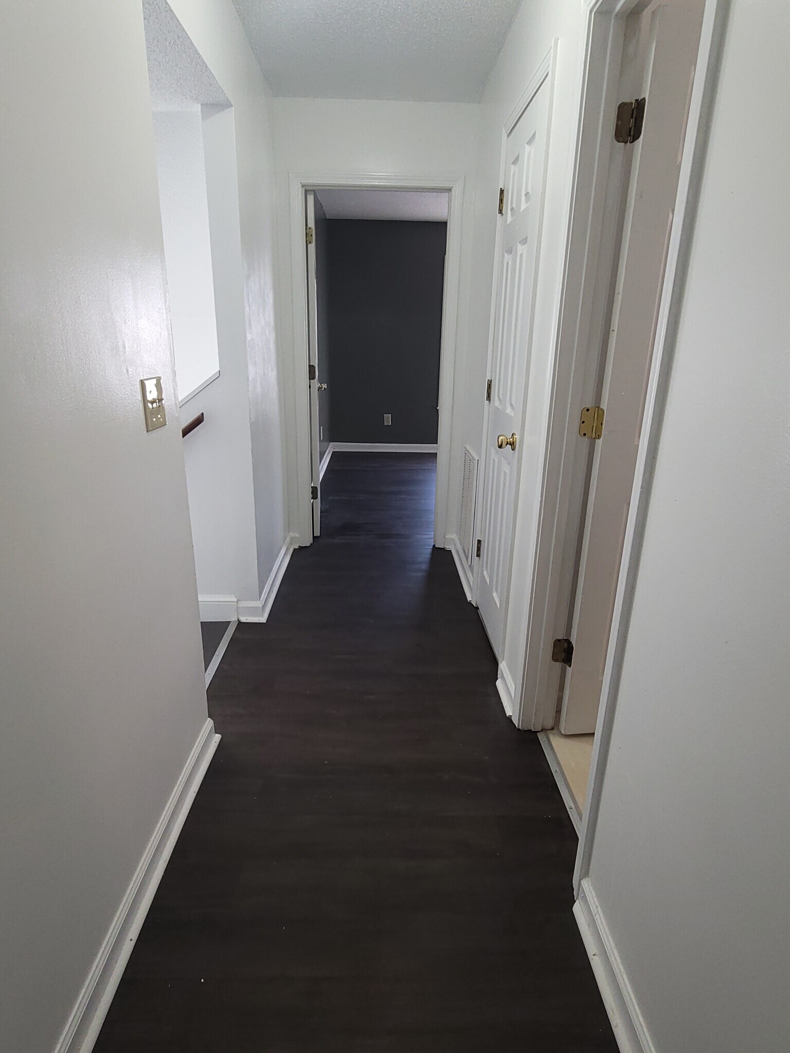 Building Photo - 304 Briggs Ave