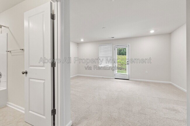 Building Photo - 1035 Shoreside Dr
