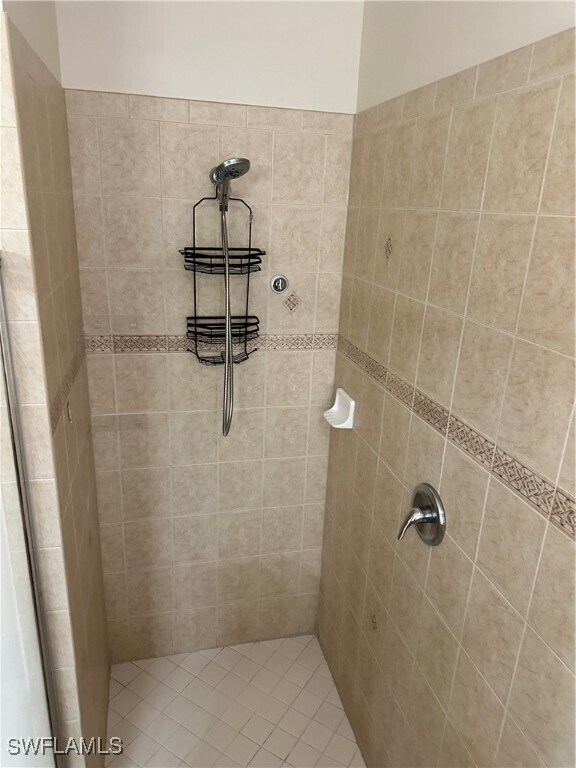 Building Photo - 8267 Laurel Lakes Way