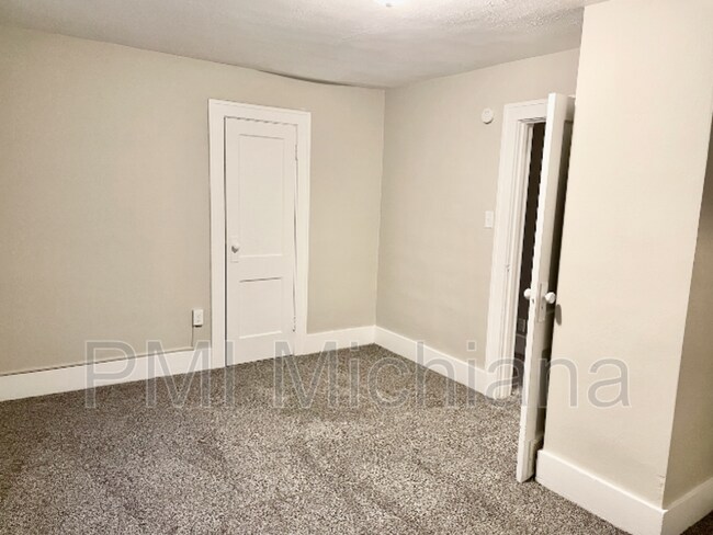 Building Photo - 312 Harrison St