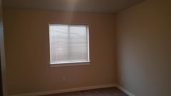 Building Photo - 1191 Longbow Ln