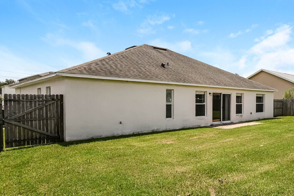 Building Photo - 313 Cornwallis Ct