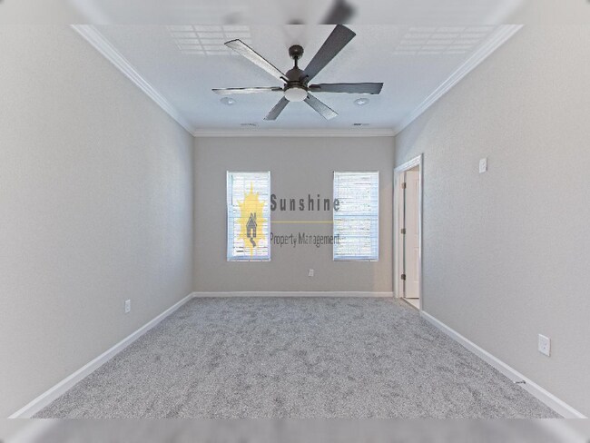 Building Photo - !!!WOW!!! Single Family home in Norfolk