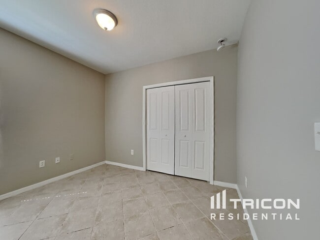 Building Photo - 3606 Heron Island Dr