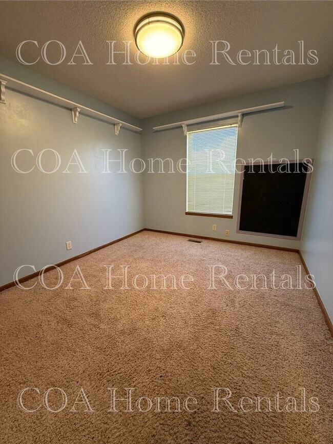 Building Photo - Amazing Home in Andover Kansas