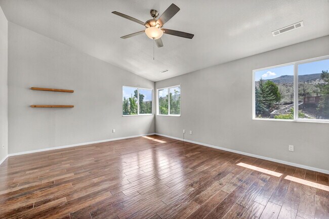 Building Photo - 4360 Great Falls Loop