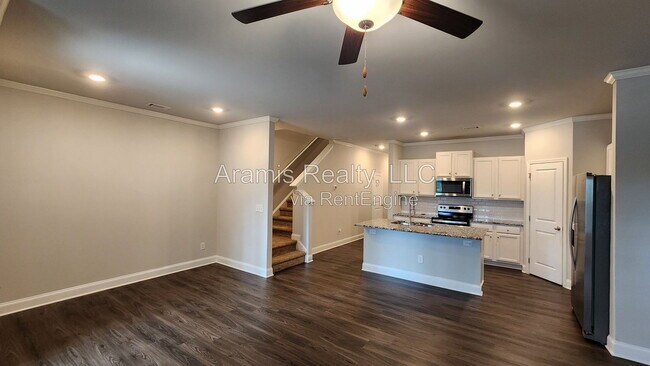 Building Photo - 5258 Pinnacle Walk