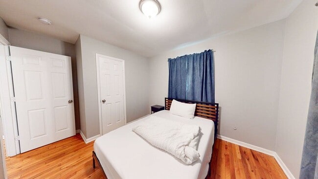 Building Photo - 32 Marion St