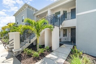 Building Photo - 11761 Venetian Lagoon Dr