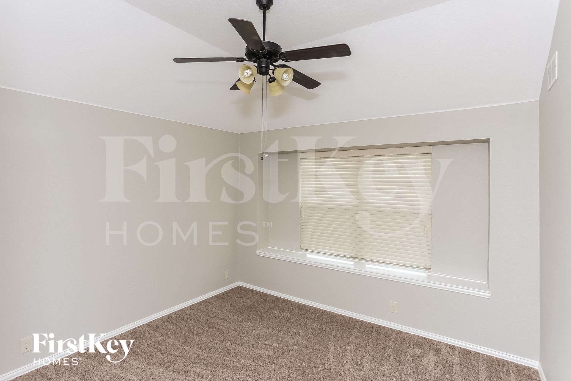 Building Photo - 921 Lucetta St