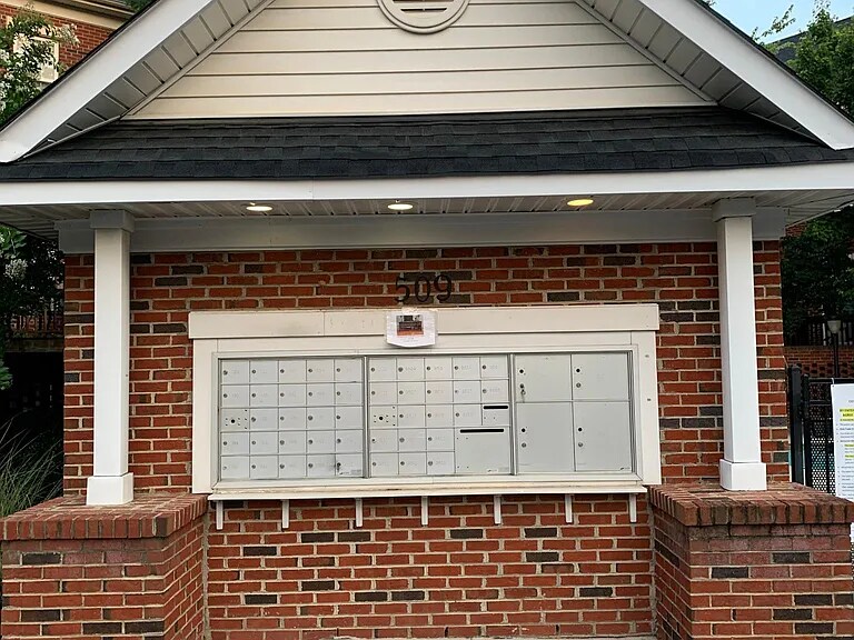 Building Photo - 1130 Dean Hall Lane
