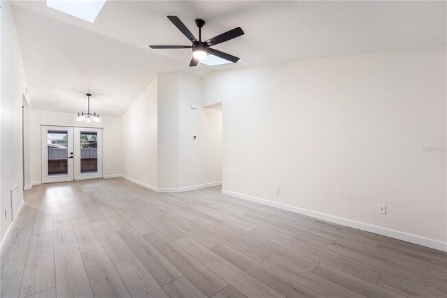 Building Photo - 104 N Glenwood Ave