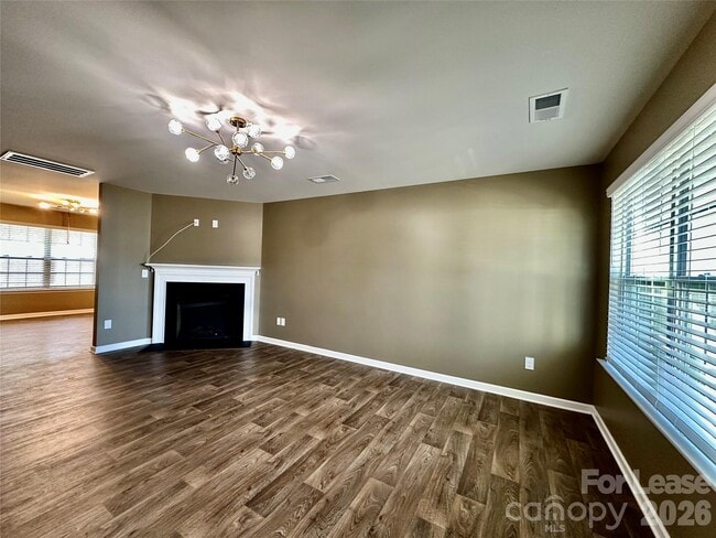 Building Photo - 1210 Leno Ln