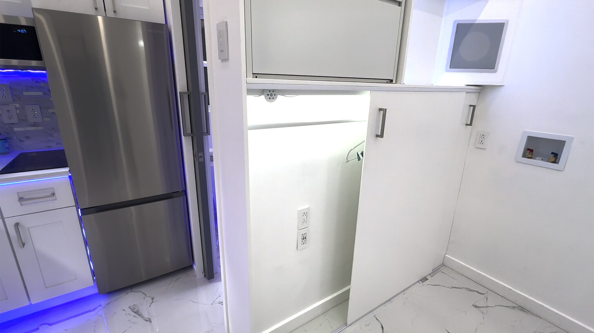 Building Photo - 196 Danforth Ave