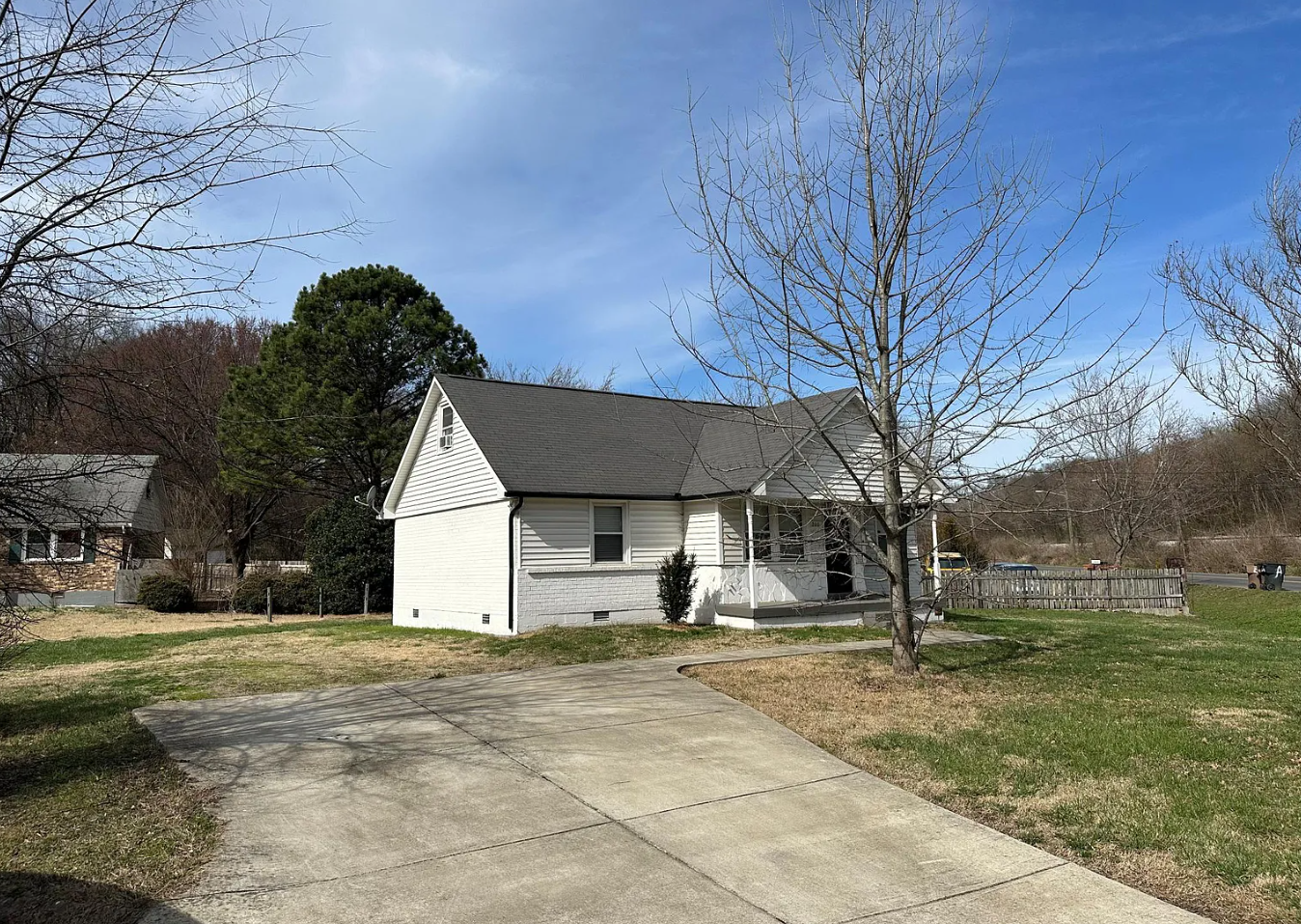 Building Photo - 200 glenrose ct