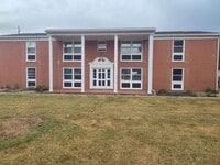 Building Photo - 109 N Russell St