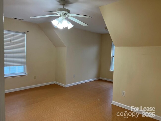 Building Photo - 12030 Royal Castle Ct