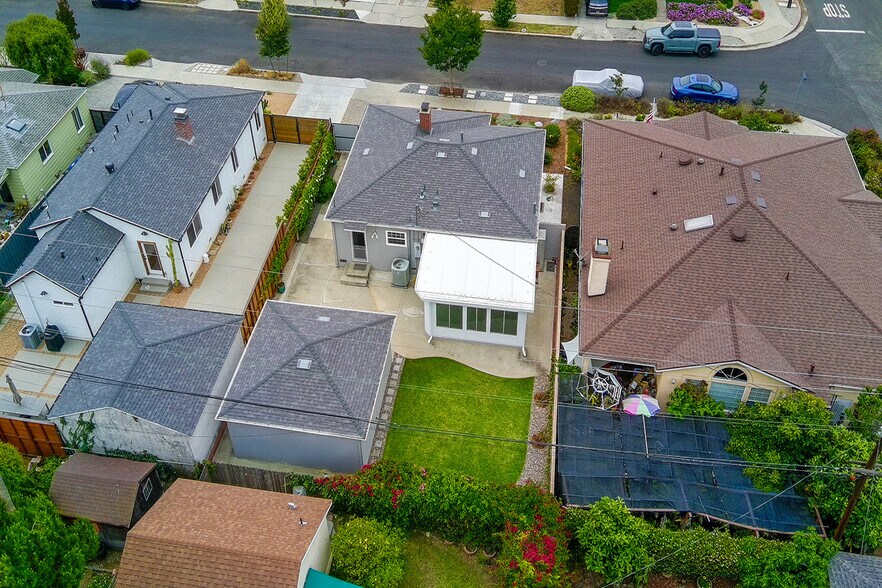 Building Photo - 4762 Imlay Ave