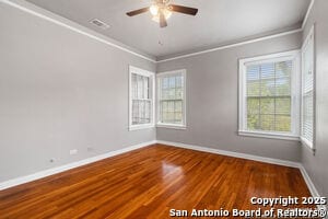 Building Photo - 336 E Lullwood Ave