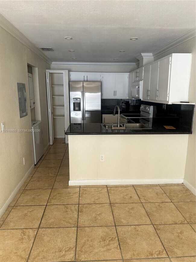 Building Photo - 8460 SW 156th Pl