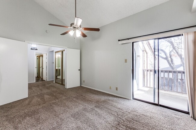 Building Photo - Spacious Backyard & Balcony • 2 Bedroom To...