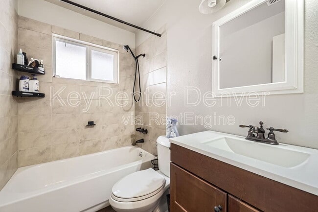 Building Photo - 10462 Carlile St