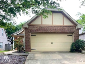 Building Photo - 266 Oxmoor Pl