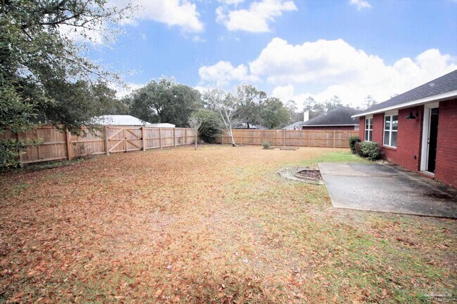 Building Photo - 582 Ard Dr