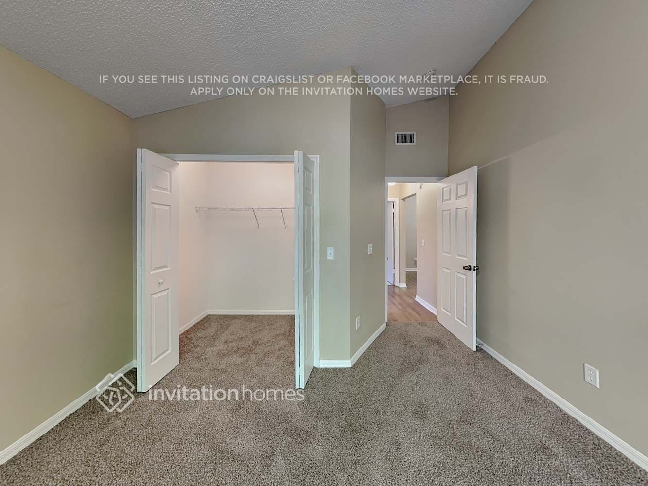 Building Photo - 1453 Hyde Park Dr