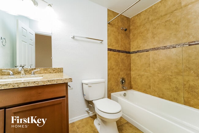 Building Photo - 9741 N Camino del Fierro