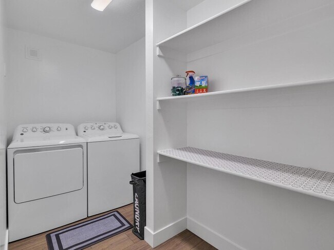 Building Photo - 4669 W Indian Spring Cir